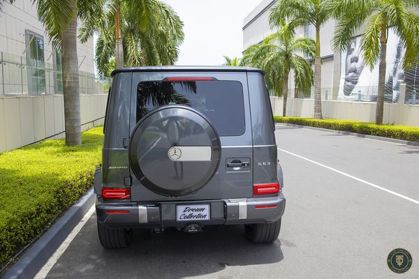 Mercedes Benz AMG G63 [Stronger Than Time Edition] angle 3